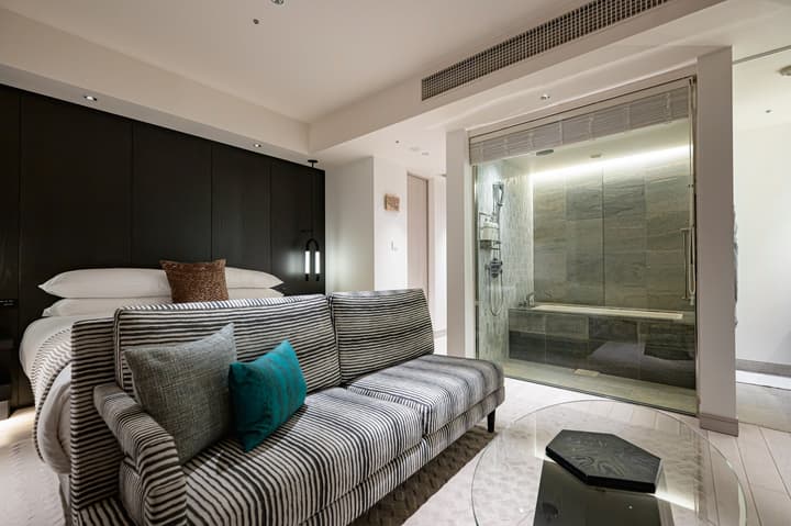 Kimpton Shinjuku Tokyo by IHG