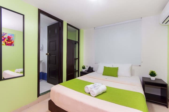 Hotel Avexi Suites By Geh Suites