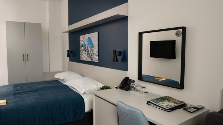 Hotel Blue