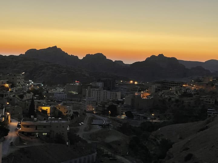 Petra Heart Hotel