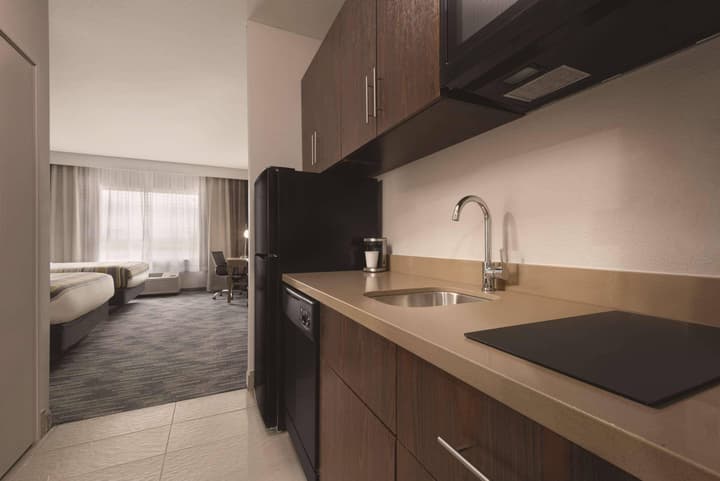 Country Inn & Suites by Radisson, Oklahoma City-Bricktown, OK
