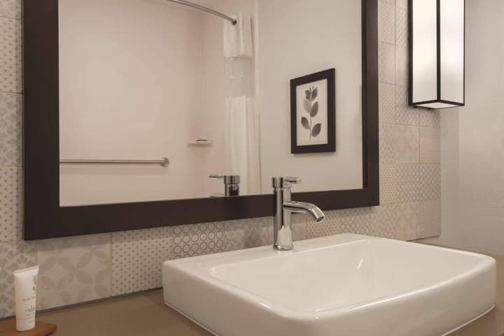 Country Inn & Suites by Radisson, Oklahoma City-Bricktown, OK