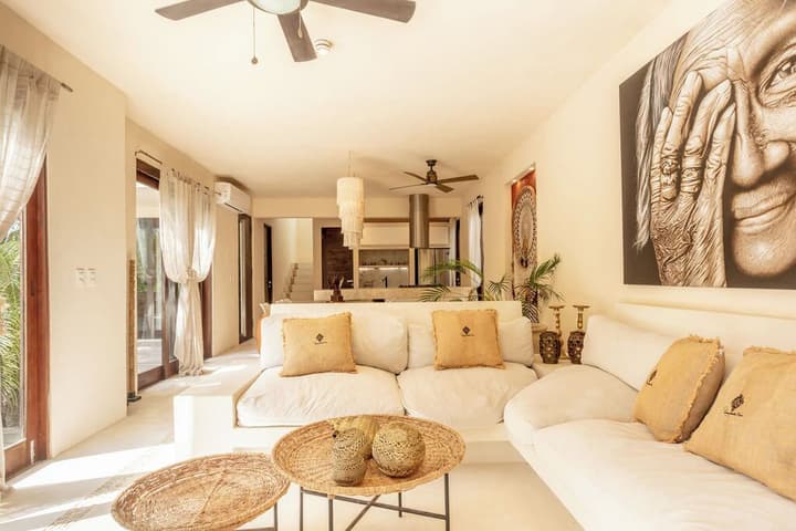 Casa Punta Coco & Beach Club