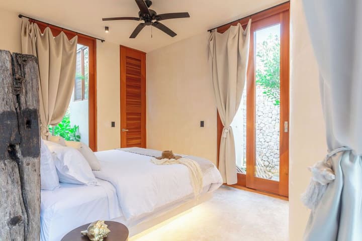 Casa Punta Coco & Beach Club