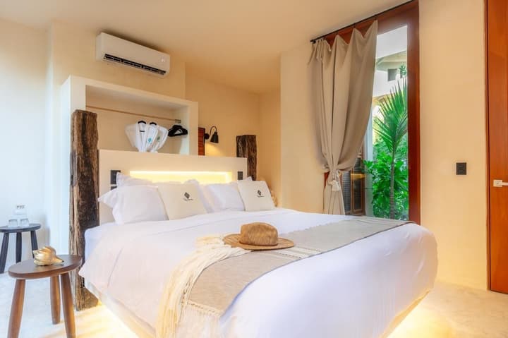 Casa Punta Coco & Beach Club