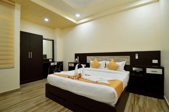Kapish Home - All Pure Veg
