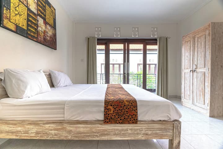 Azalea Homestay & Villa