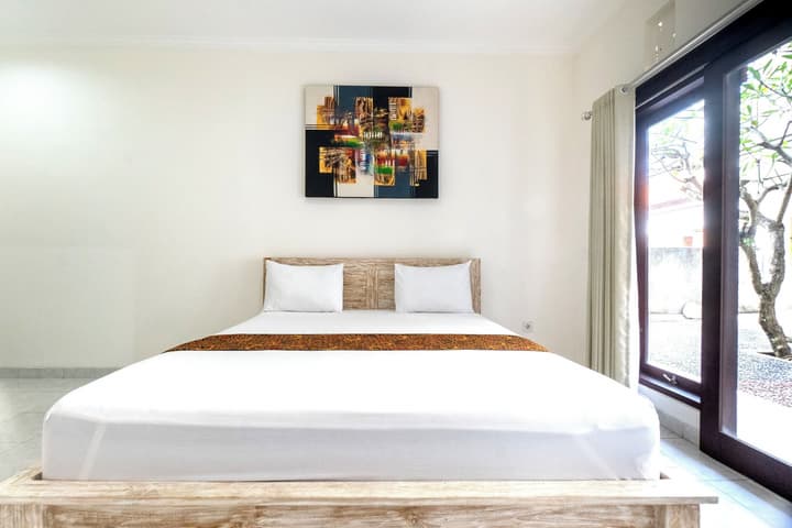 Azalea Homestay & Villa