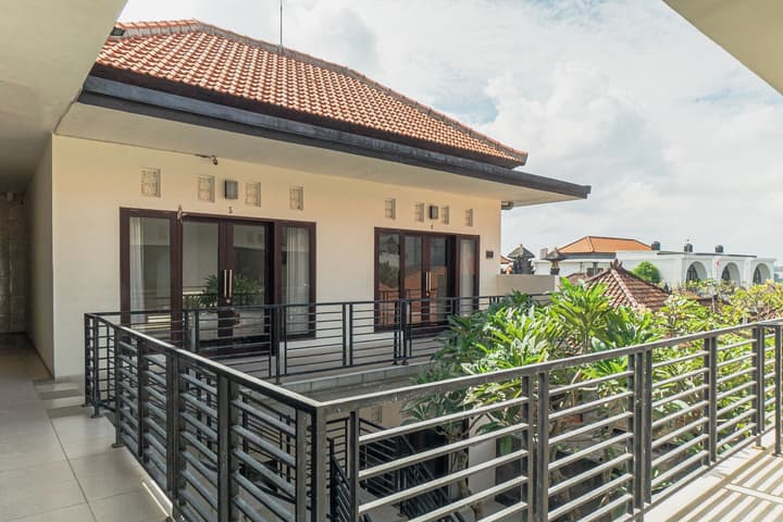 Azalea Homestay & Villa