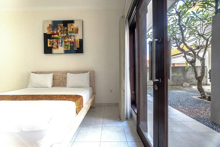 Azalea Homestay & Villa
