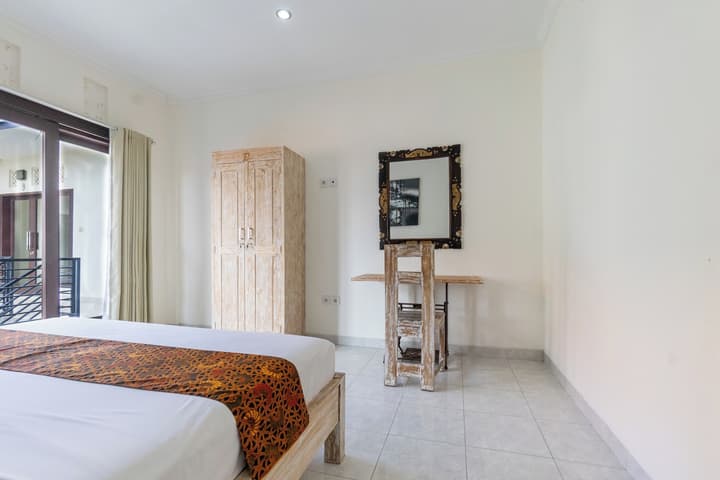 Azalea Homestay & Villa