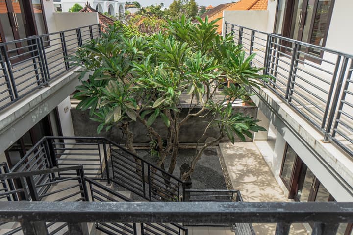 Azalea Homestay & Villa