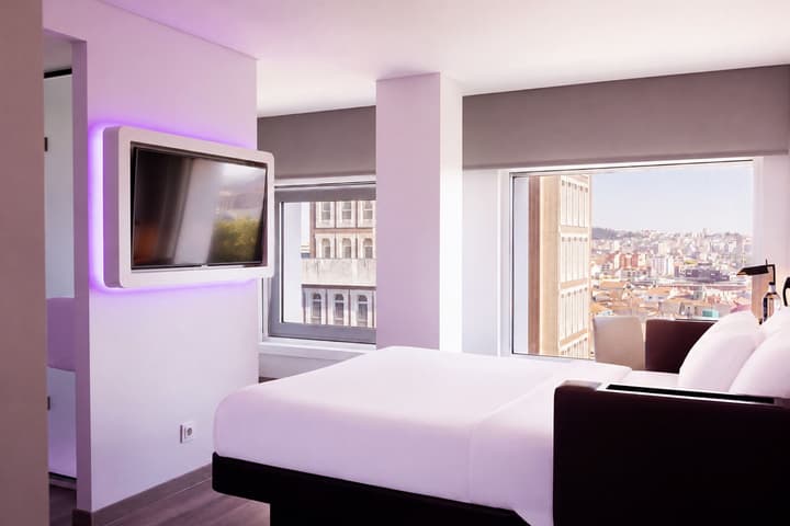 YOTEL Porto