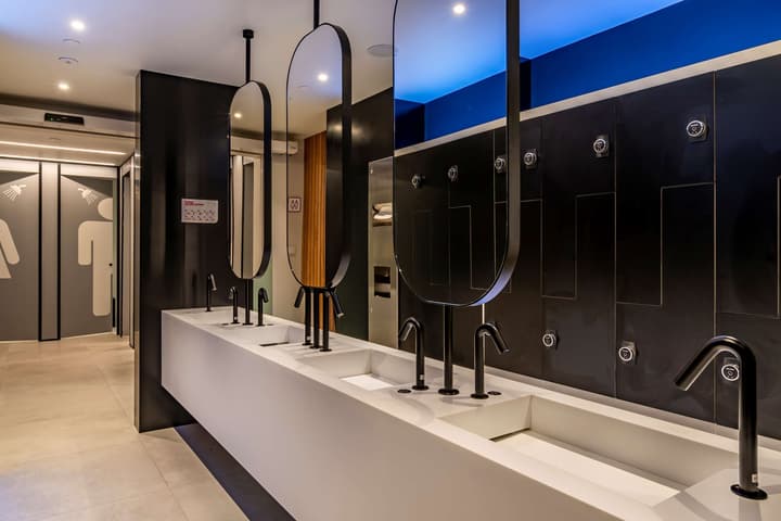 YOTEL Porto