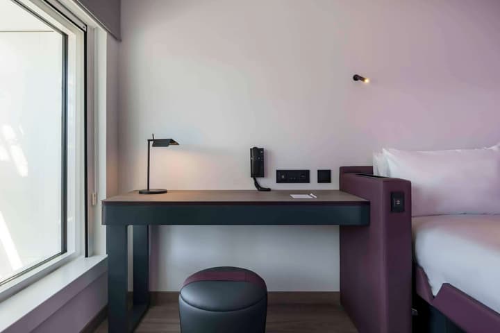 YOTEL Porto