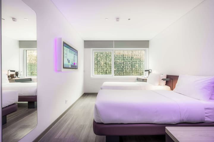 YOTEL Porto