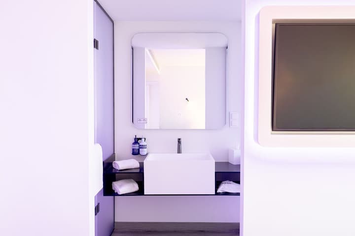 YOTEL Porto