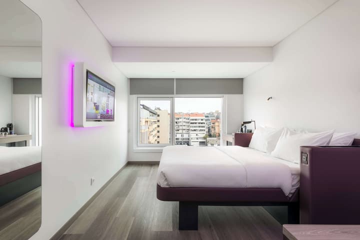 YOTEL Porto