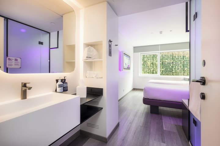 YOTEL Porto