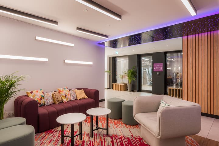 YOTEL Porto