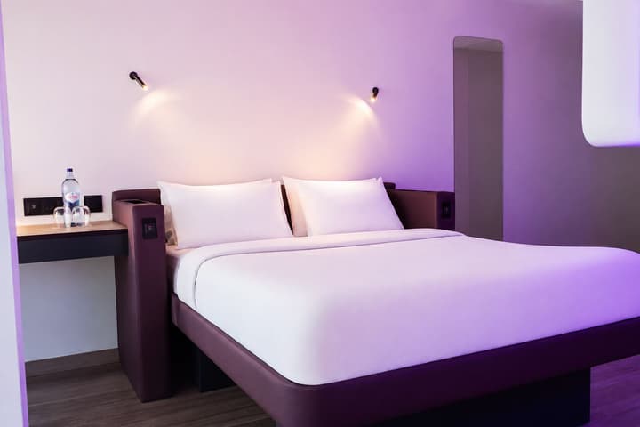 YOTEL Porto