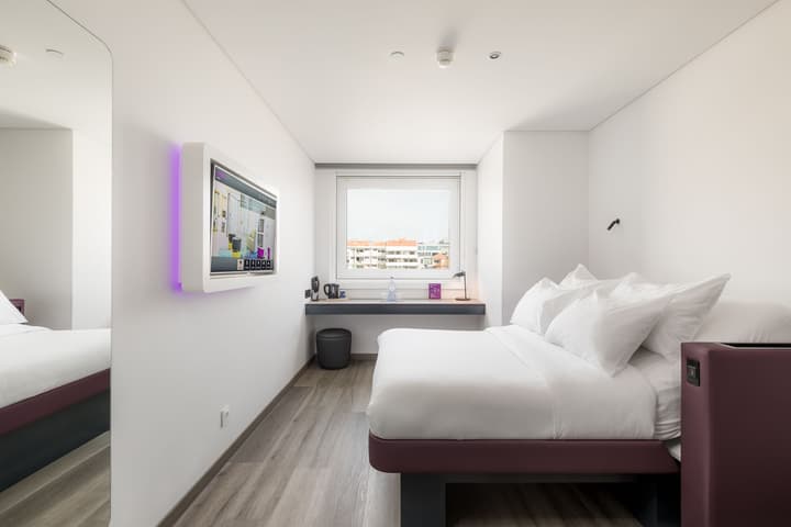 YOTEL Porto
