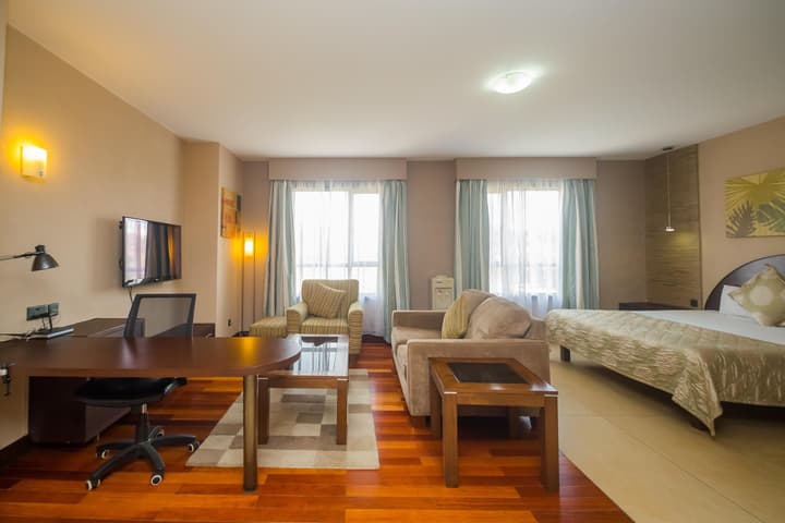 Taarifa Suites by Dunhill Serviced Apartments