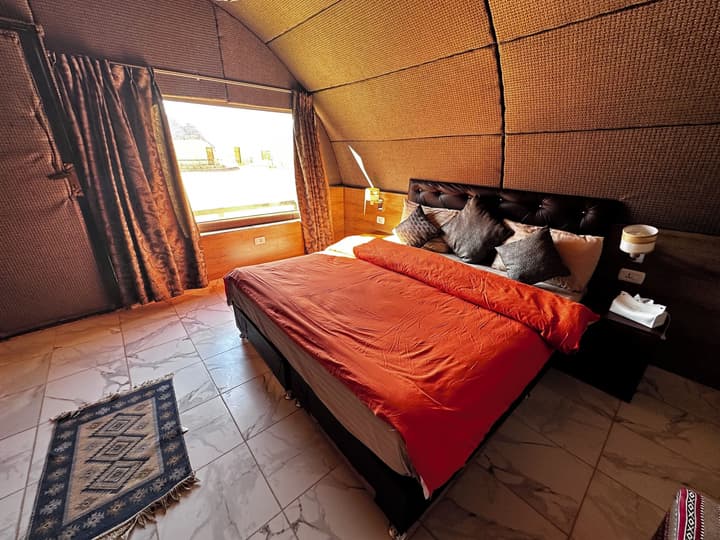 Sharah Luxury Camp