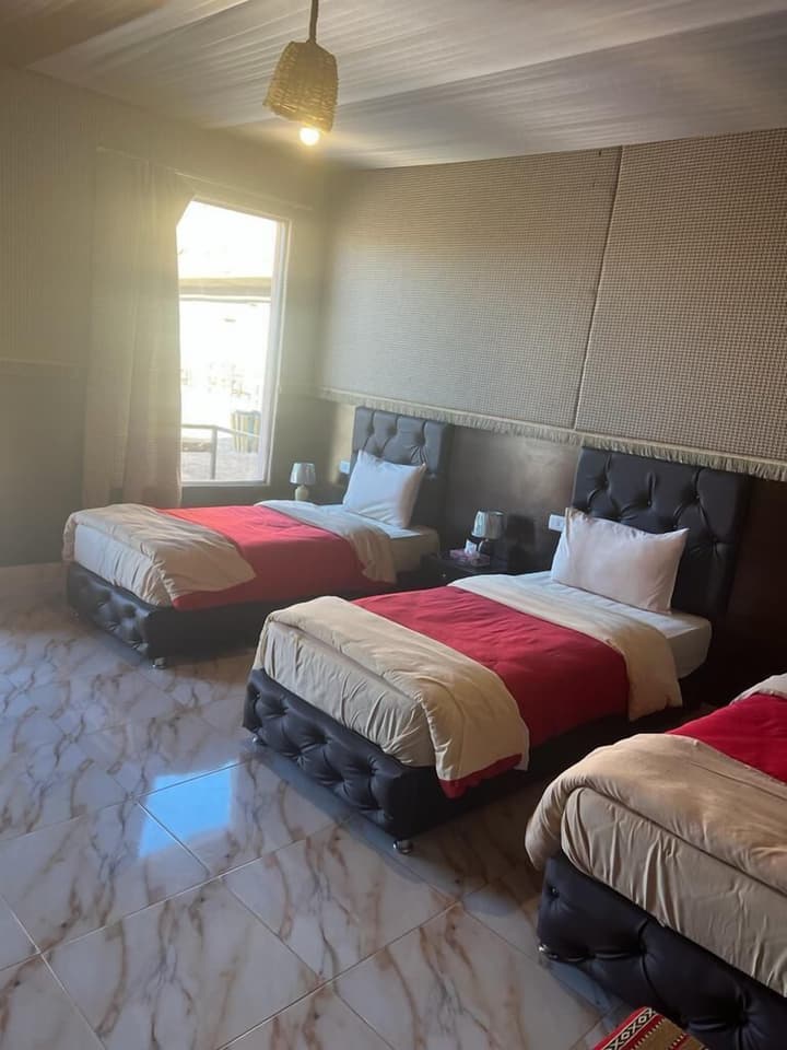 Sharah Luxury Camp