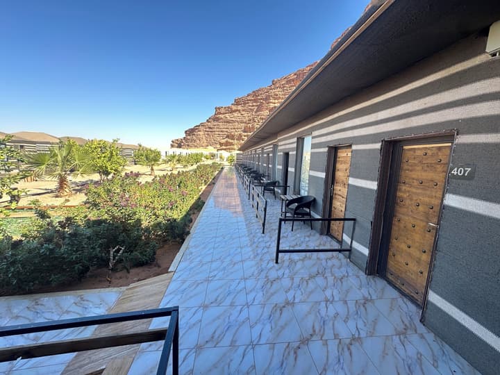 Sharah Luxury Camp