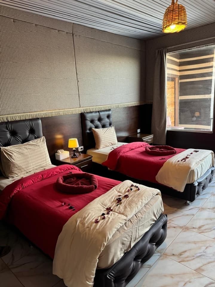 Sharah Luxury Camp