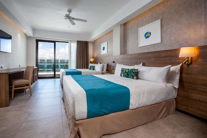 Serenade Punta Cana Beach & Spa Resort - All Inclusive
