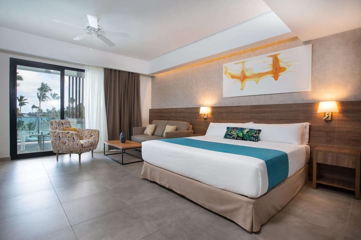 Serenade Punta Cana Beach & Spa Resort - All Inclusive