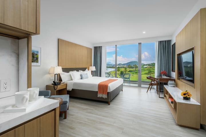 Koi Resort Saint Kitts, Curio Collection by Hilton