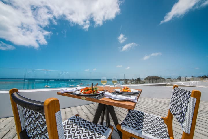 Ocean V Hotel