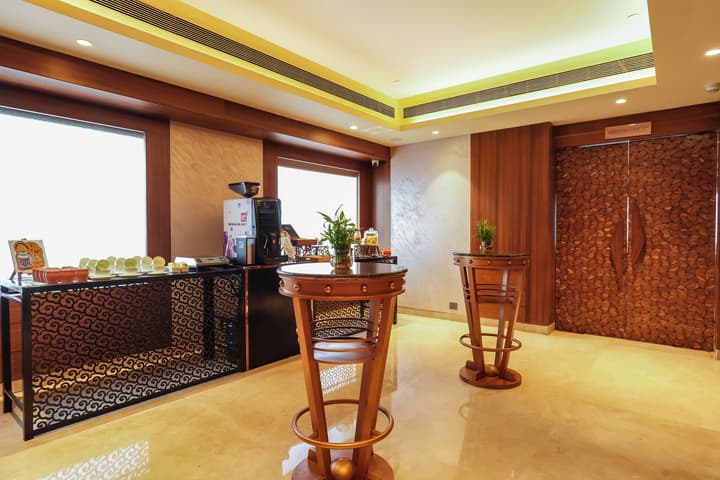 Radisson Blu Towers Kaushambi Delhi NCR