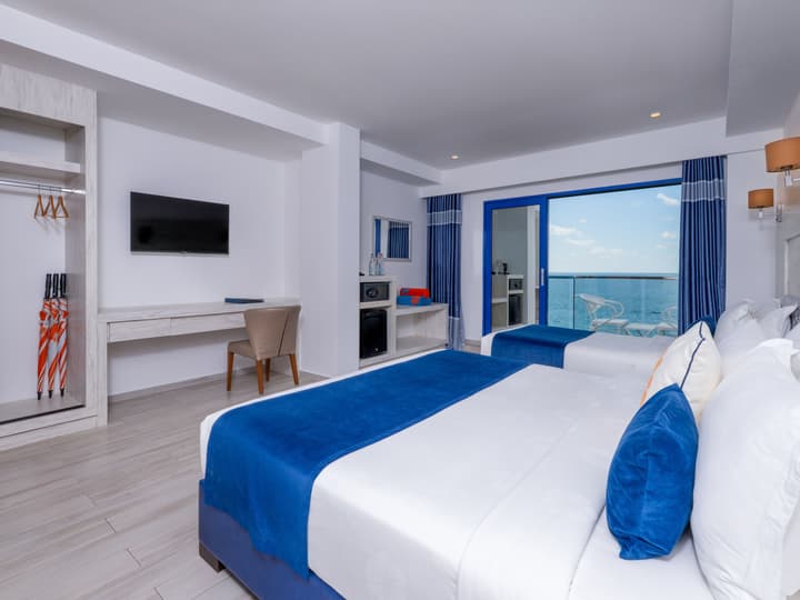 Kaani Palm Beach