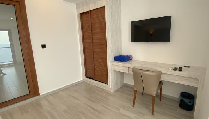 Kaani Palm Beach