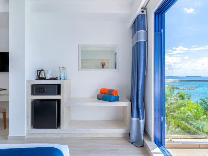 Kaani Palm Beach