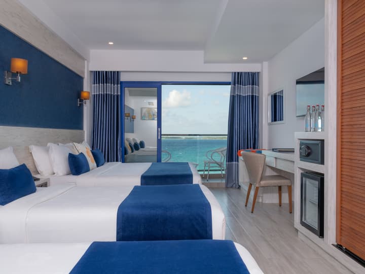 Kaani Palm Beach