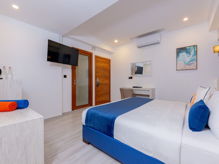 Kaani Palm Beach