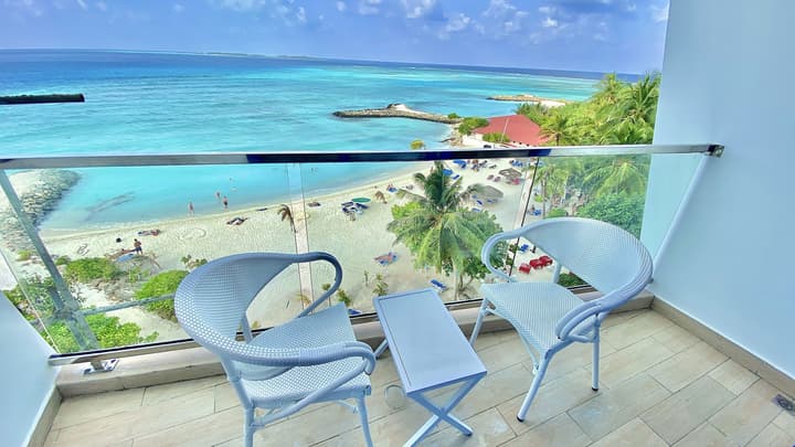 Kaani Palm Beach