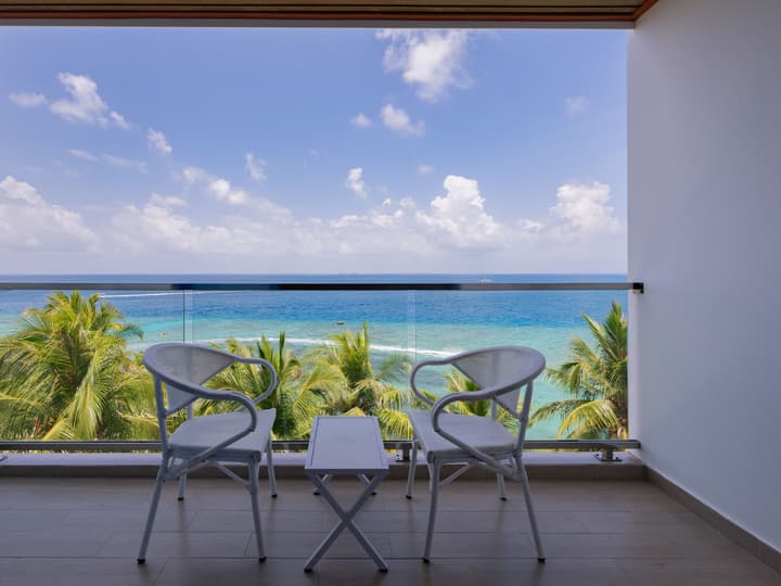 Kaani Palm Beach