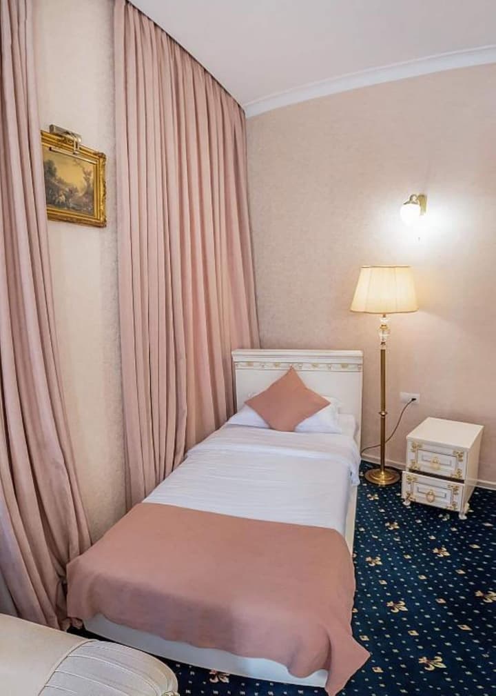 Vintage Hotel