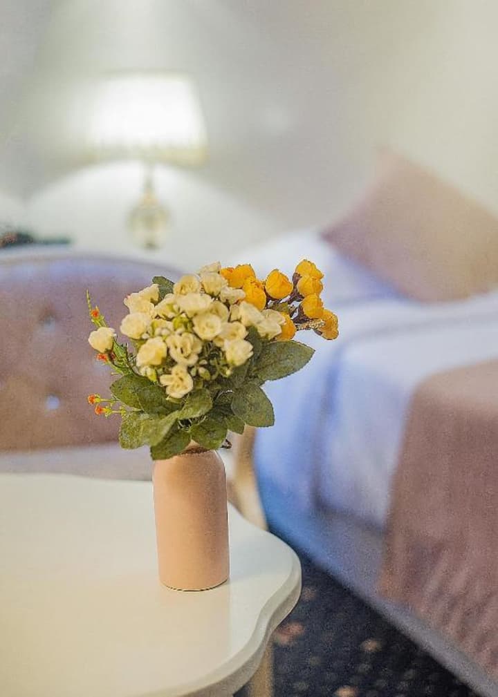 Vintage Hotel