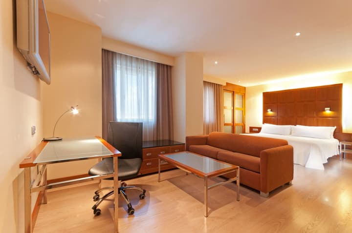 Port Azafata Valencia Hotel