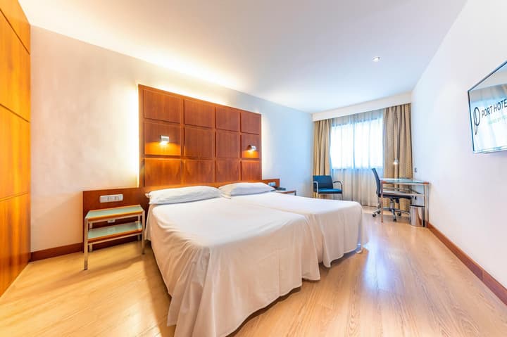 Port Azafata Valencia Hotel