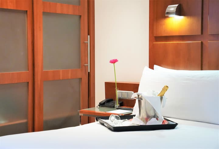 Port Azafata Valencia Hotel