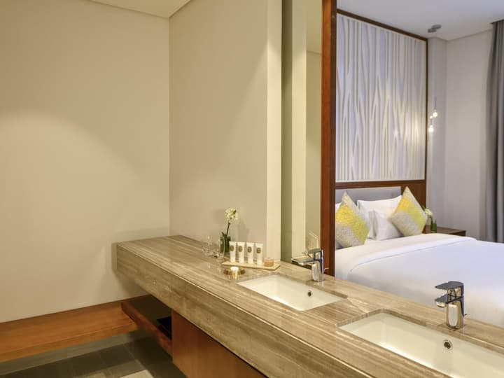 Grand Mercure Dubai City