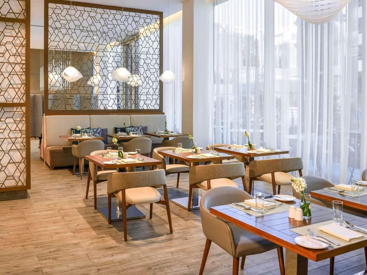 Grand Mercure Dubai City